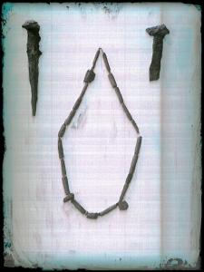 023. Parte de un ajuar funerario procedente de la necrópolis ibérica de Tútugi.